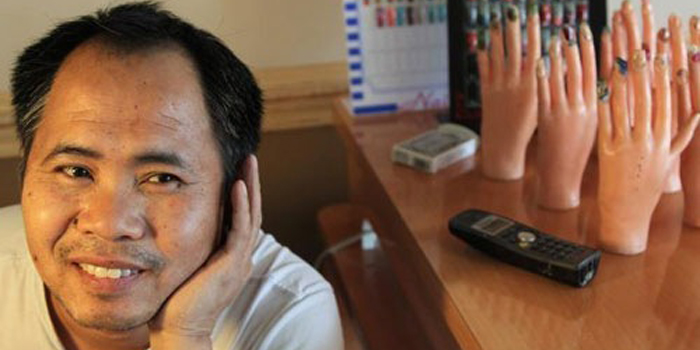 Anh Huy Van, một người Việt làm chủ tiệm nail ở Miami, Mỹ - Ảnh: Miami Herald