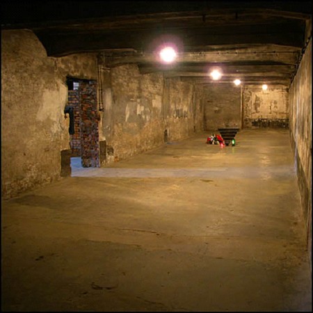 Phòng hơi ngạt tại lò thiêu người số 1, Auschwitz 2