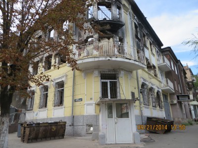 Trụ sở công an bị bắn cháy tại TP. Mariupol 