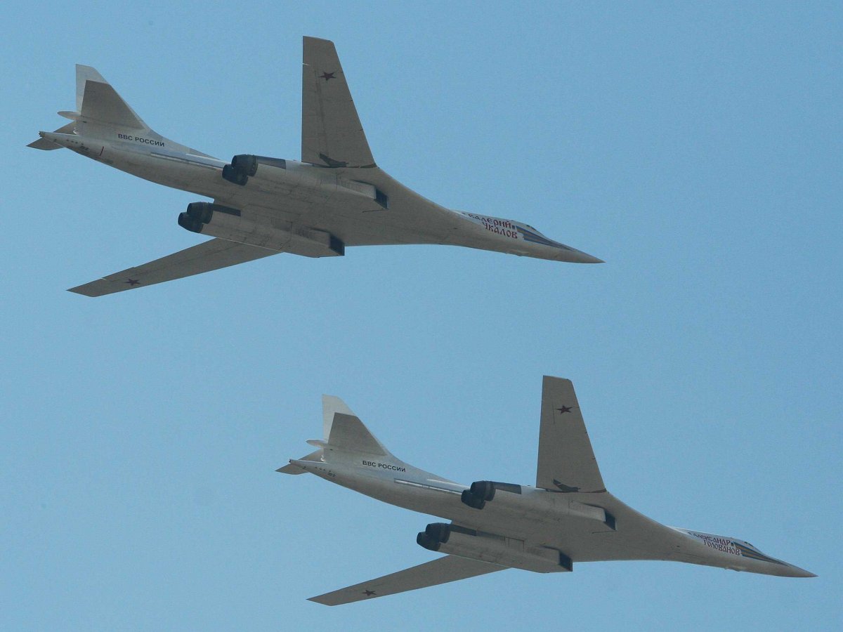 russias-version-of-the-us-b1-bomber-the-tupolev-tu-160m-is-also-being-modernised-this-year-with-updated-weapons-and-avionics-systems-its-capable-of-carrying-a-nu