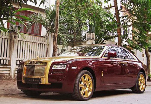 Siêu xe mạ vàng của ông chủ đứng đầu đơn vị phân phối Rolls-Royce ở Việt Nam
