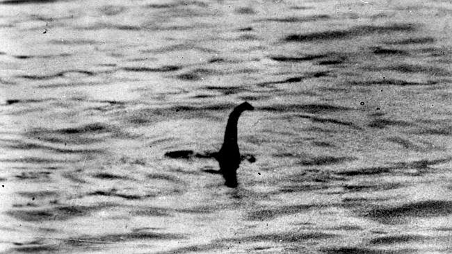 Ảnh chụp ‘Quái vật hồ Loch Ness’ của bác sĩ Robert Wilson