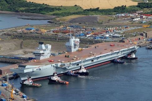 Tàu sân bay HMS Queen Elizabeth